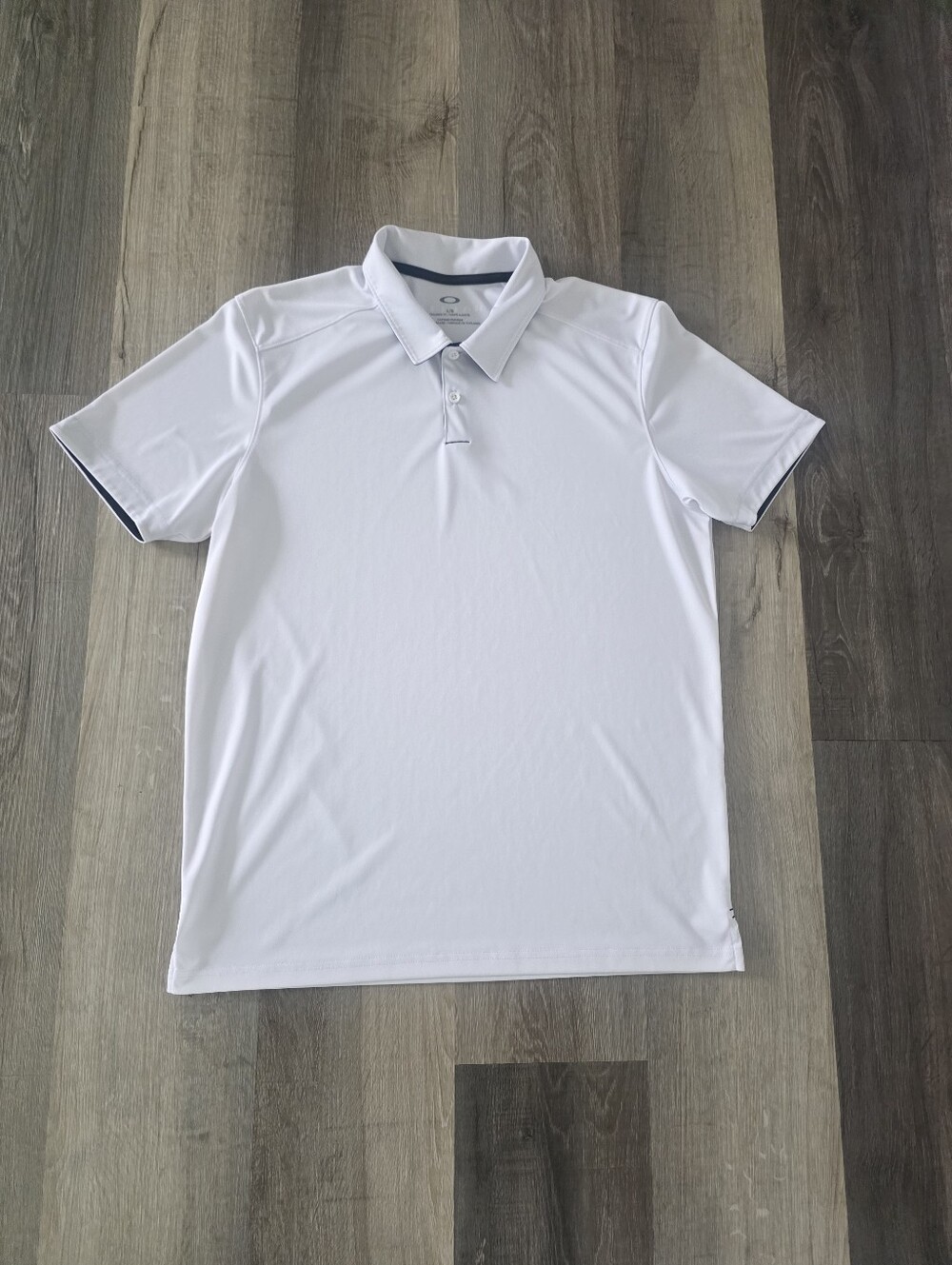 Oakley Men's Tailored Fit White Short Sleeve Collared Polo Shirt Size L